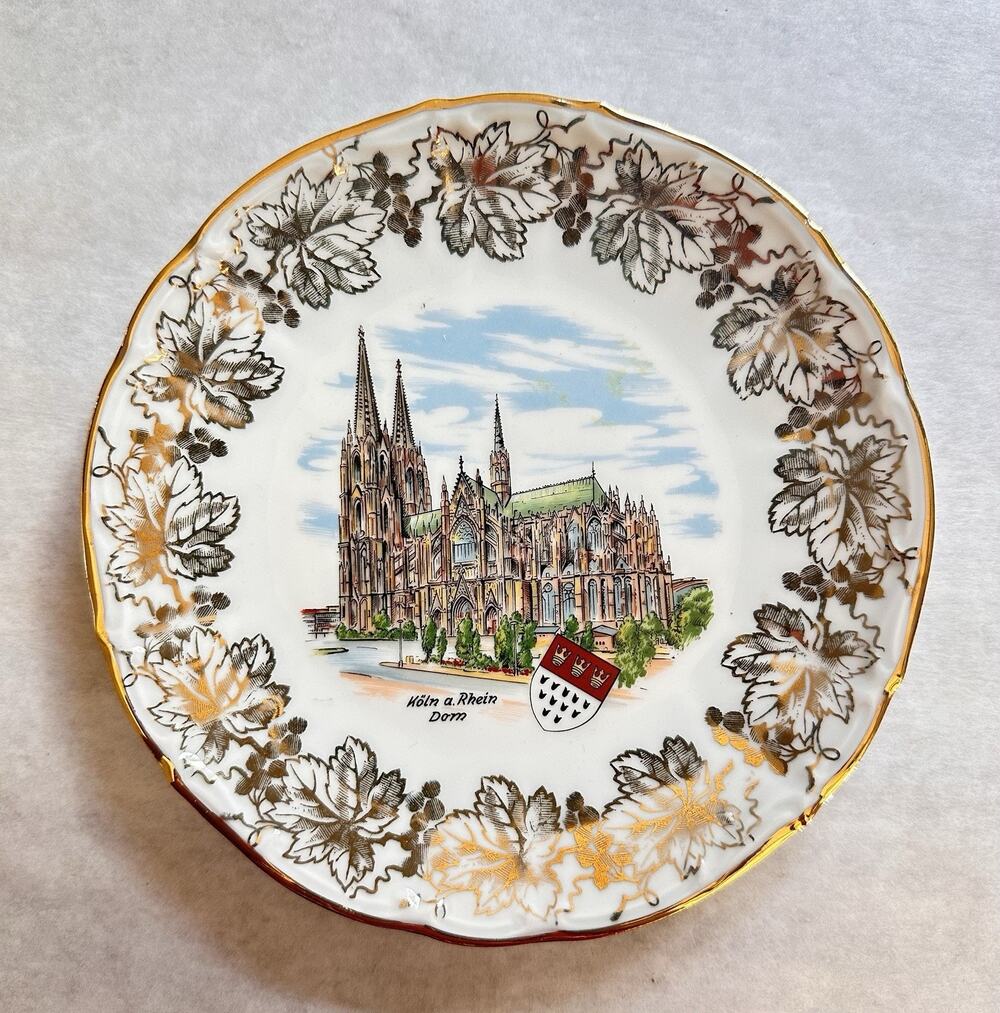 Vintage Koln Germany Cathedral Collector Porcelain Gold Trim Plate